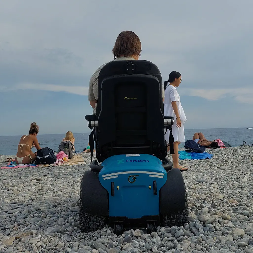 case-study-katharina-beach-pebbles